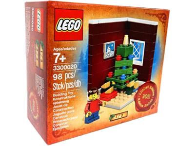 LEGO® Christmas Tree Scene (Limited Edition 2011 Holiday Set (1 of 2)) 3300020 (Retired)