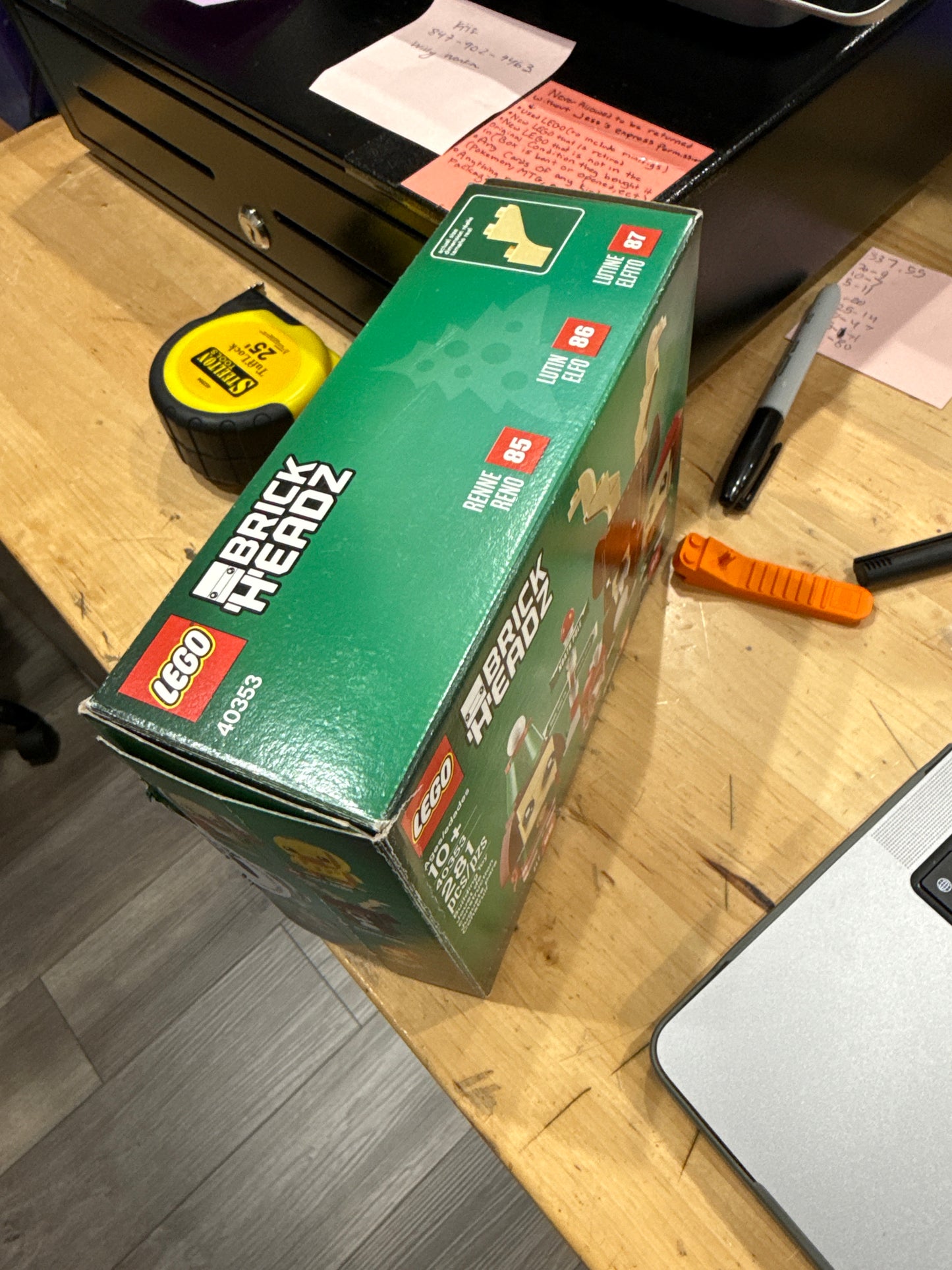 CERTIFIED USED: LEGO® Brickheadz™ Reindeer, Elf and Elfie 40353 (Retired)