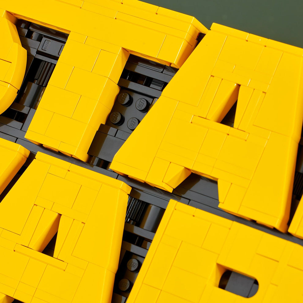 LEGO® Star Wars™ Brick-Built Star Wars Logo Sign 75407