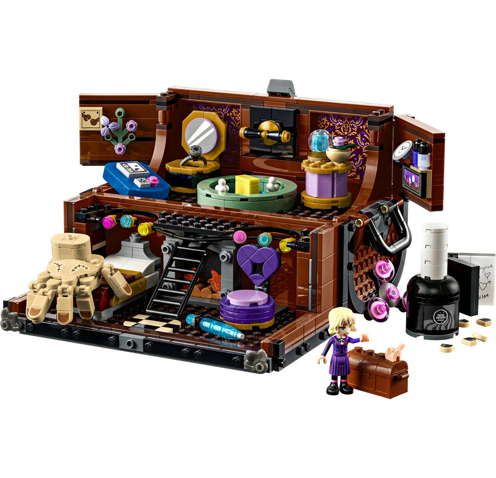 LEGO® Wednesday Thing's Apartment 76785