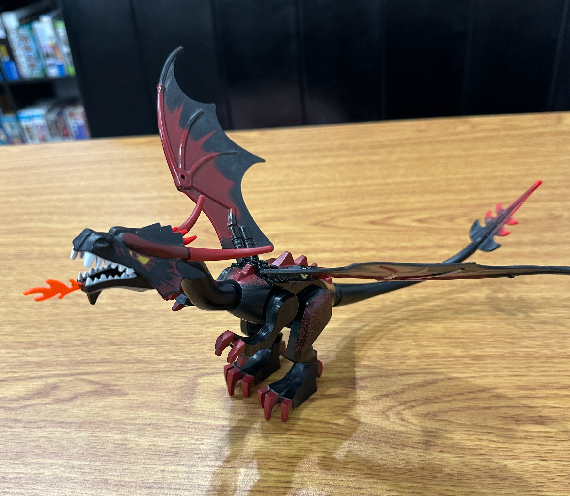 LEGO® Minifigure Animal Dragon, Fantasy Era, Black Head (dragon02) - Used