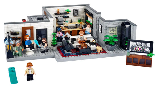 LEGO 10291 Queer Eye – The Fab 5 Loft