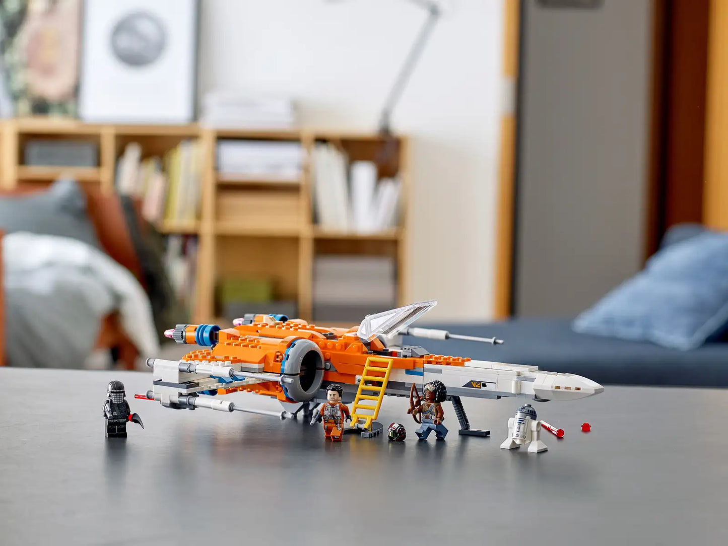 LEGO 75273 Poe Dameron's X-wing Fighter