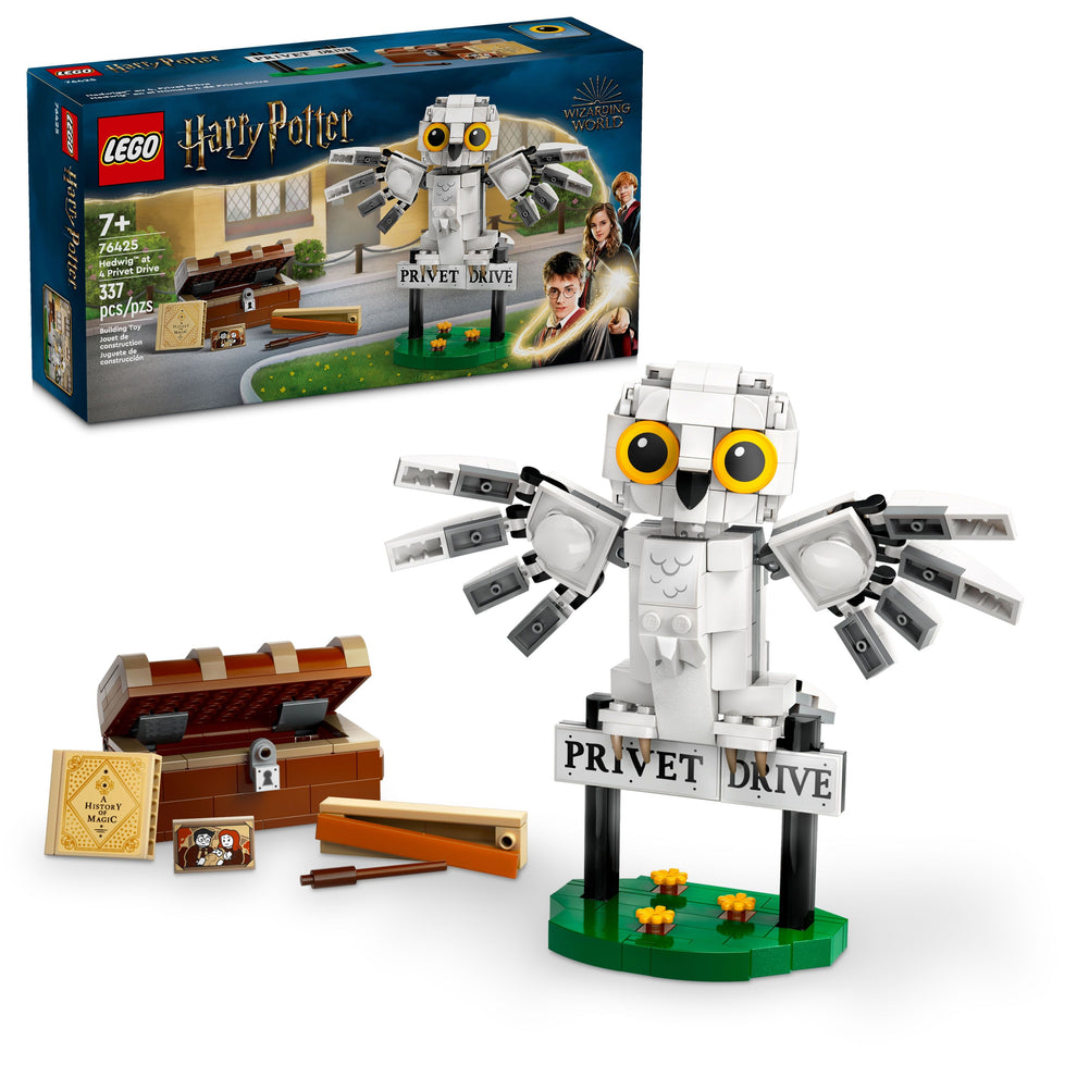 LEGO® Harry Potter Hedwig™ at 4 Privet Drive 76425