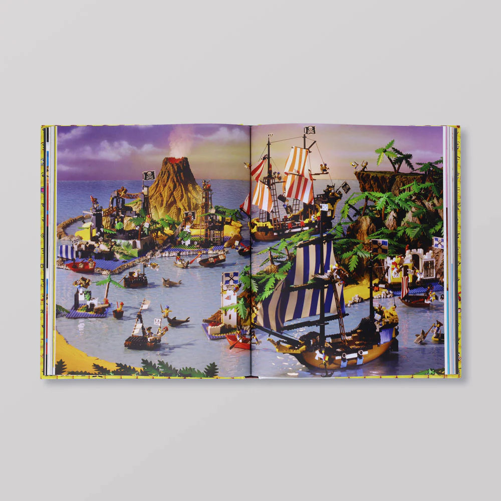 LEGO® The Art of the Minifigure