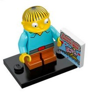 colsim-10 Ralph Wiggum with Accessories