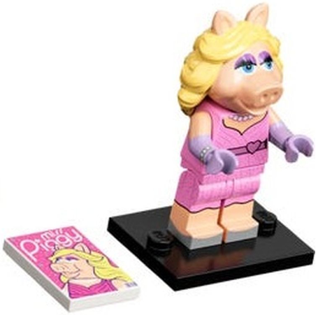Miss Piggy, The Muppets (Complete Set with Stand and Accessories)