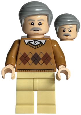 Vernon Dursley - Medium Nougat Sweater